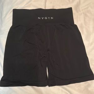 NVGTN shorts size small